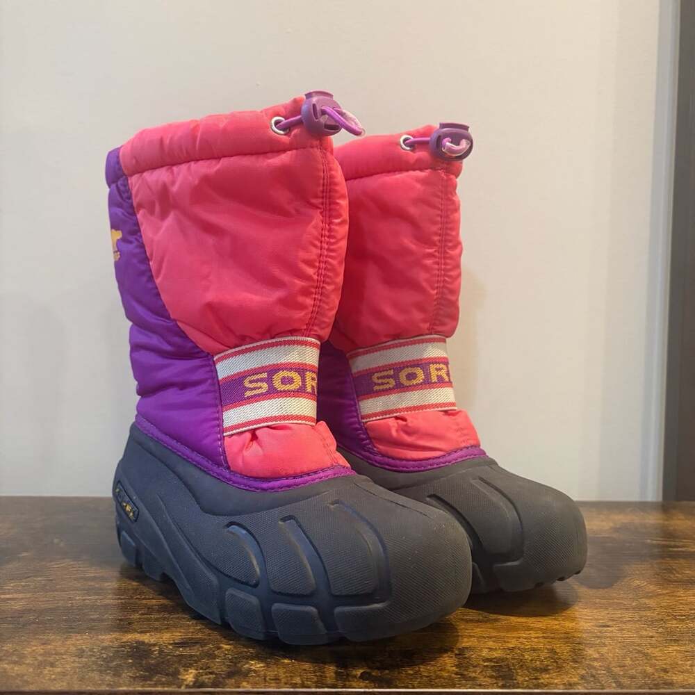 Sorel Boots Kids Size 1 Flurry Purple Pink Winter Snow Boots